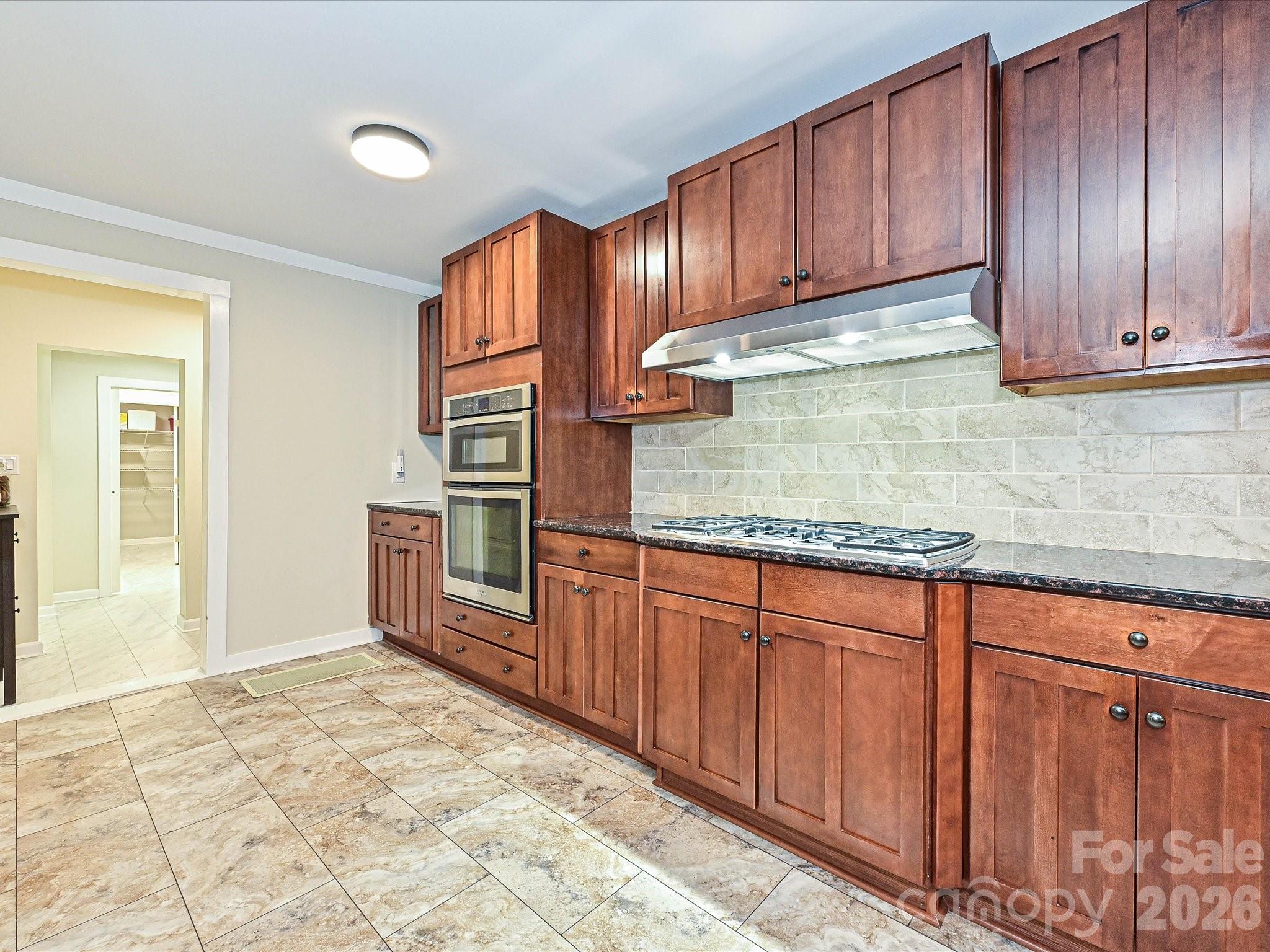 Lots of cabinet space - 3115 Potter Road S, Waxhaw