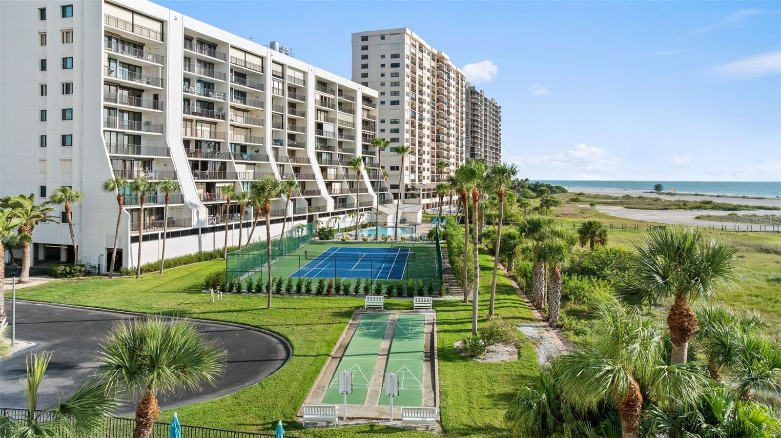 Condominium at 1230 GULF BLVD #1204, CLEARWATER, photo 32 of 45