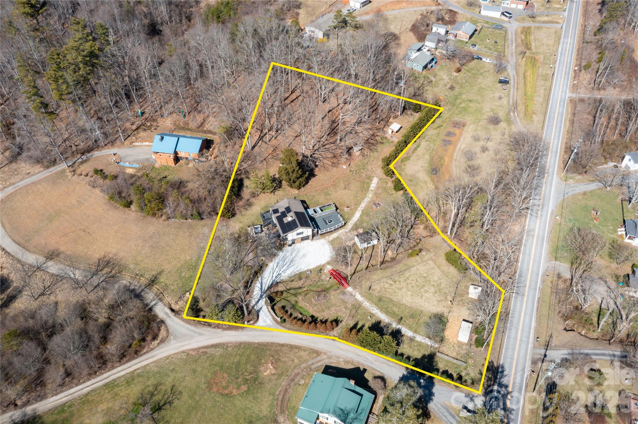 Single Family Residence at 5 Northlake Drive, Weaverville, photo 10 of 48