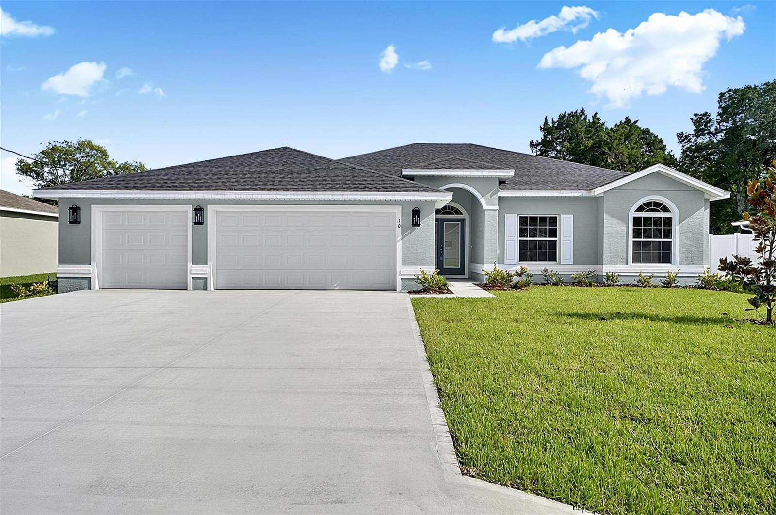 10 PERSIMMON DR