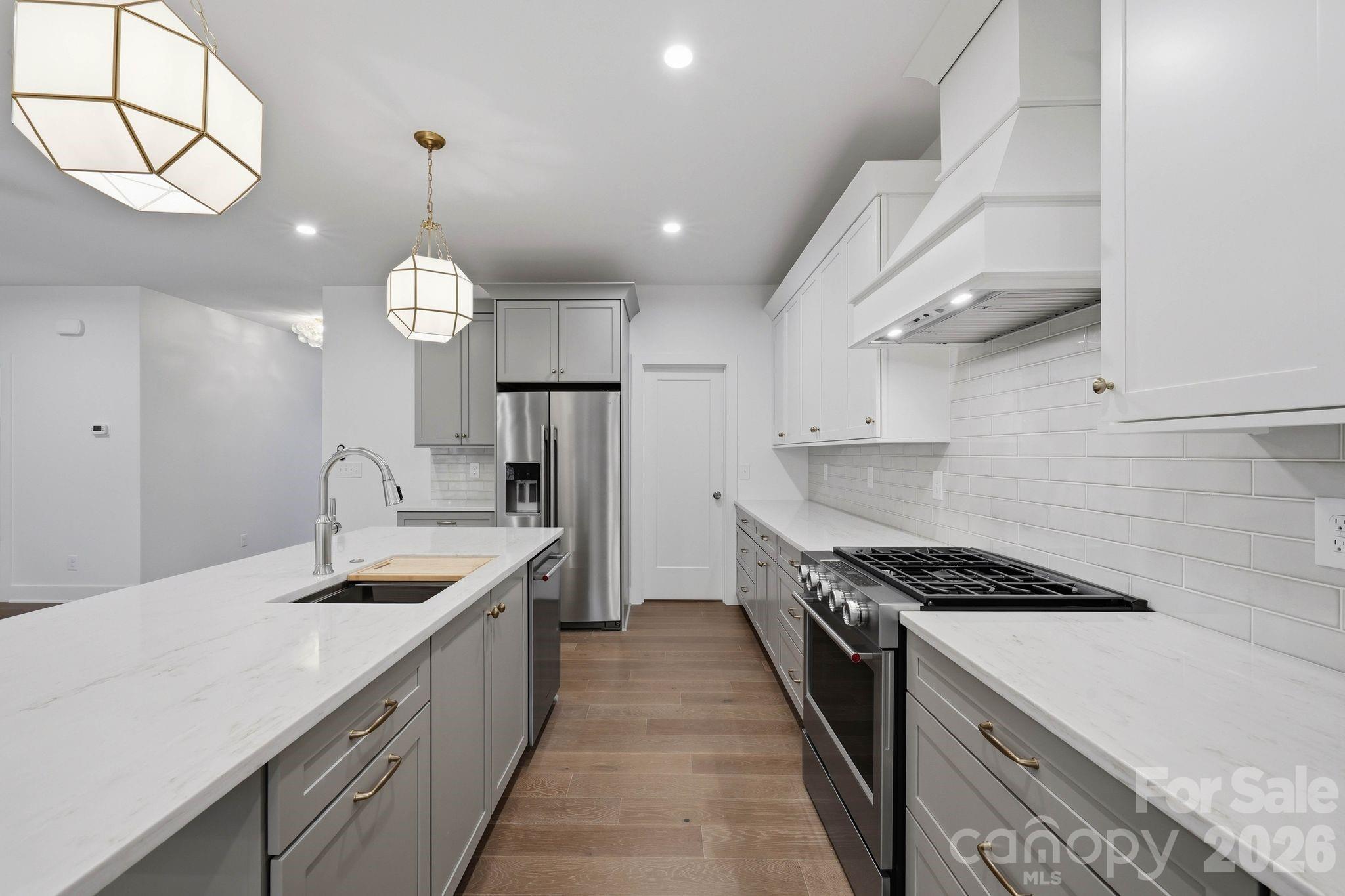 Kitchen. - 2311 Chateau Court, Matthews