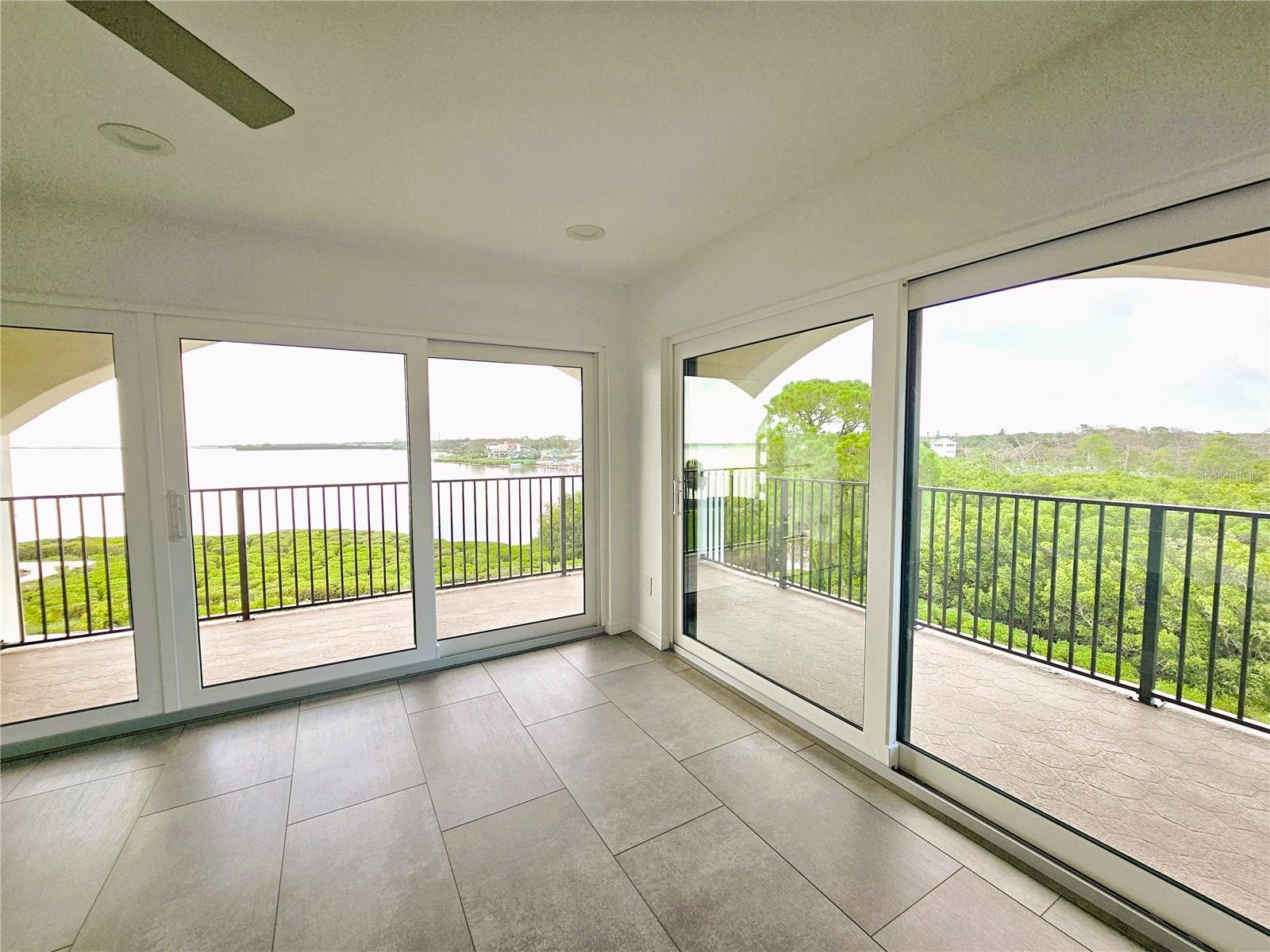 60' Balcony with Direct Gulf and Preserve Views - 243 MARINER DR #243, TARPON SPRINGS
