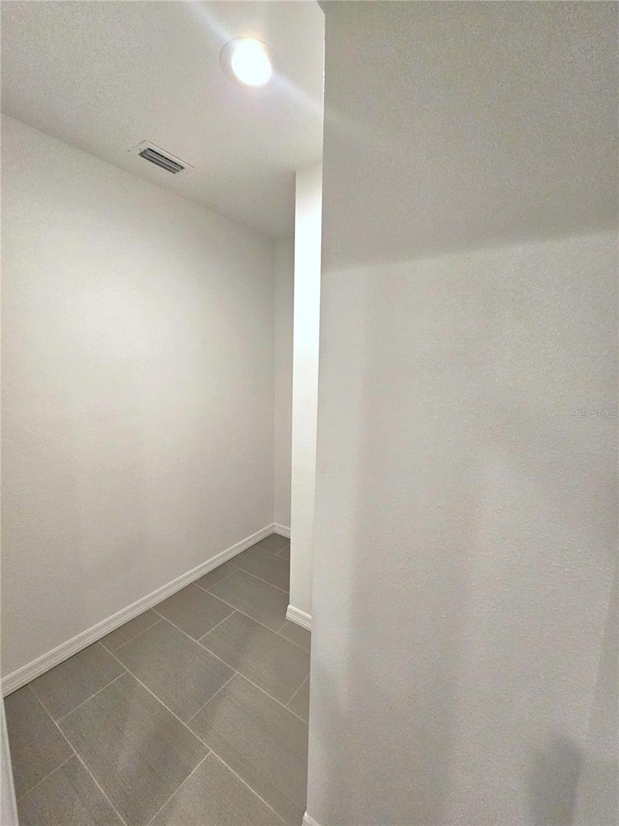 Master #2, Closet #2 - 243 MARINER DR #243, TARPON SPRINGS