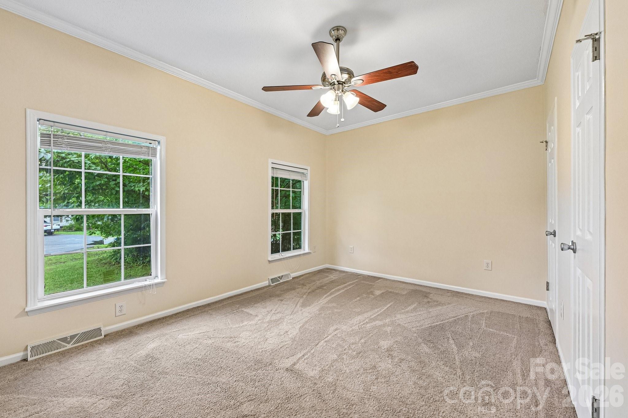 Single Family Residence at 108 Grand Acres Lane, Maiden, photo 18 of 39
