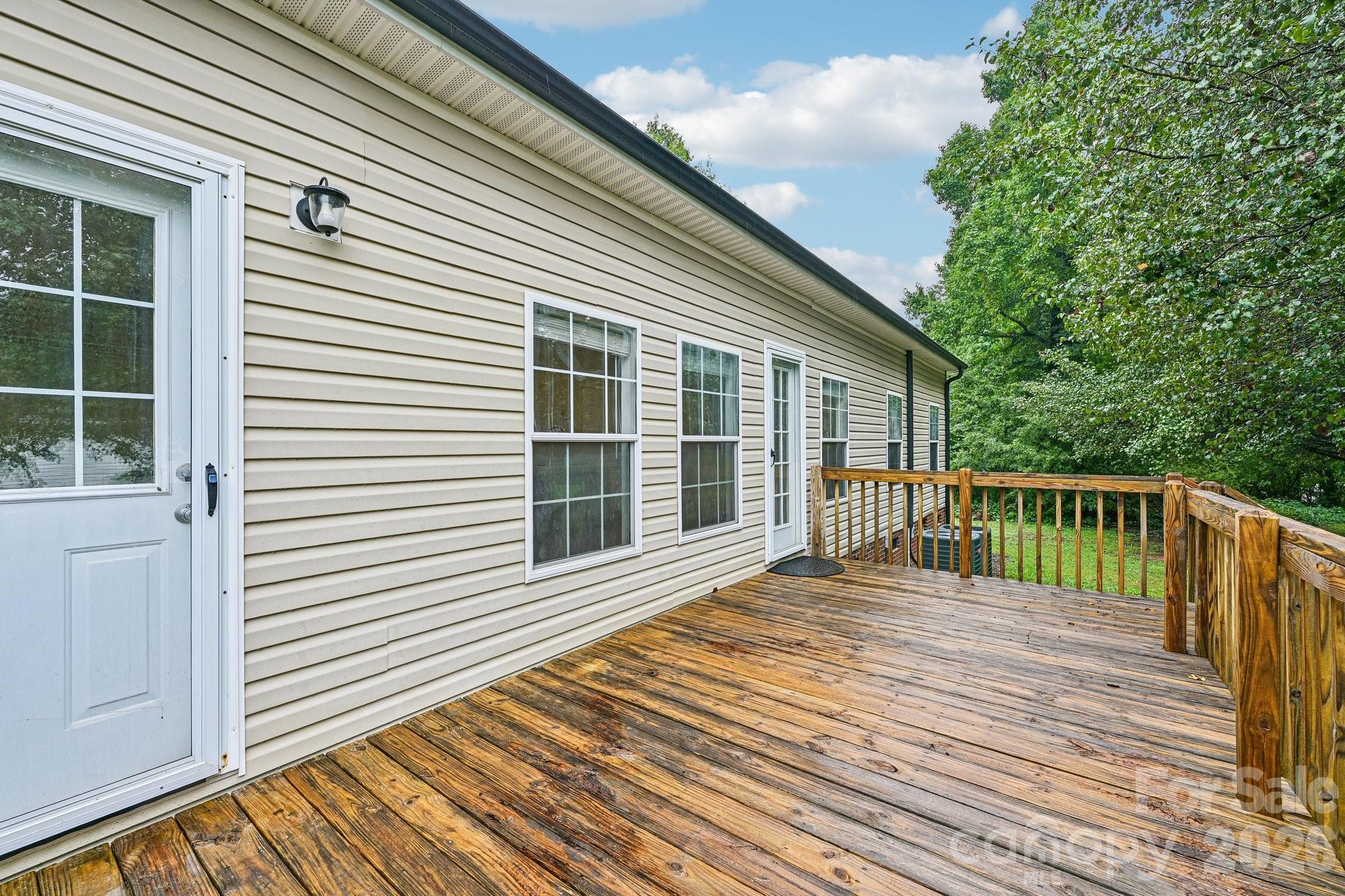 Single Family Residence at 108 Grand Acres Lane, Maiden, photo 31 of 39