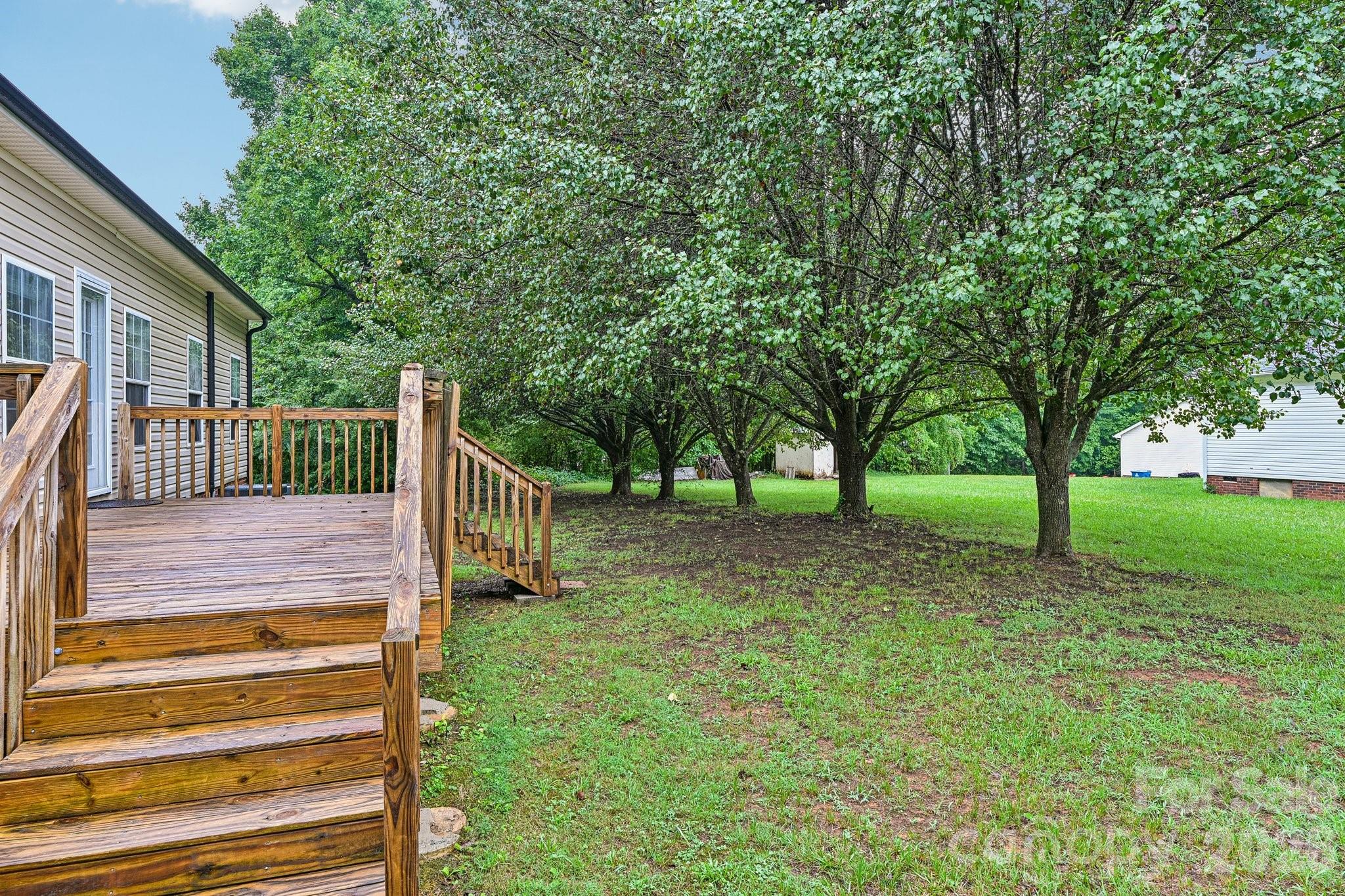 Single Family Residence at 108 Grand Acres Lane, Maiden, photo 33 of 39