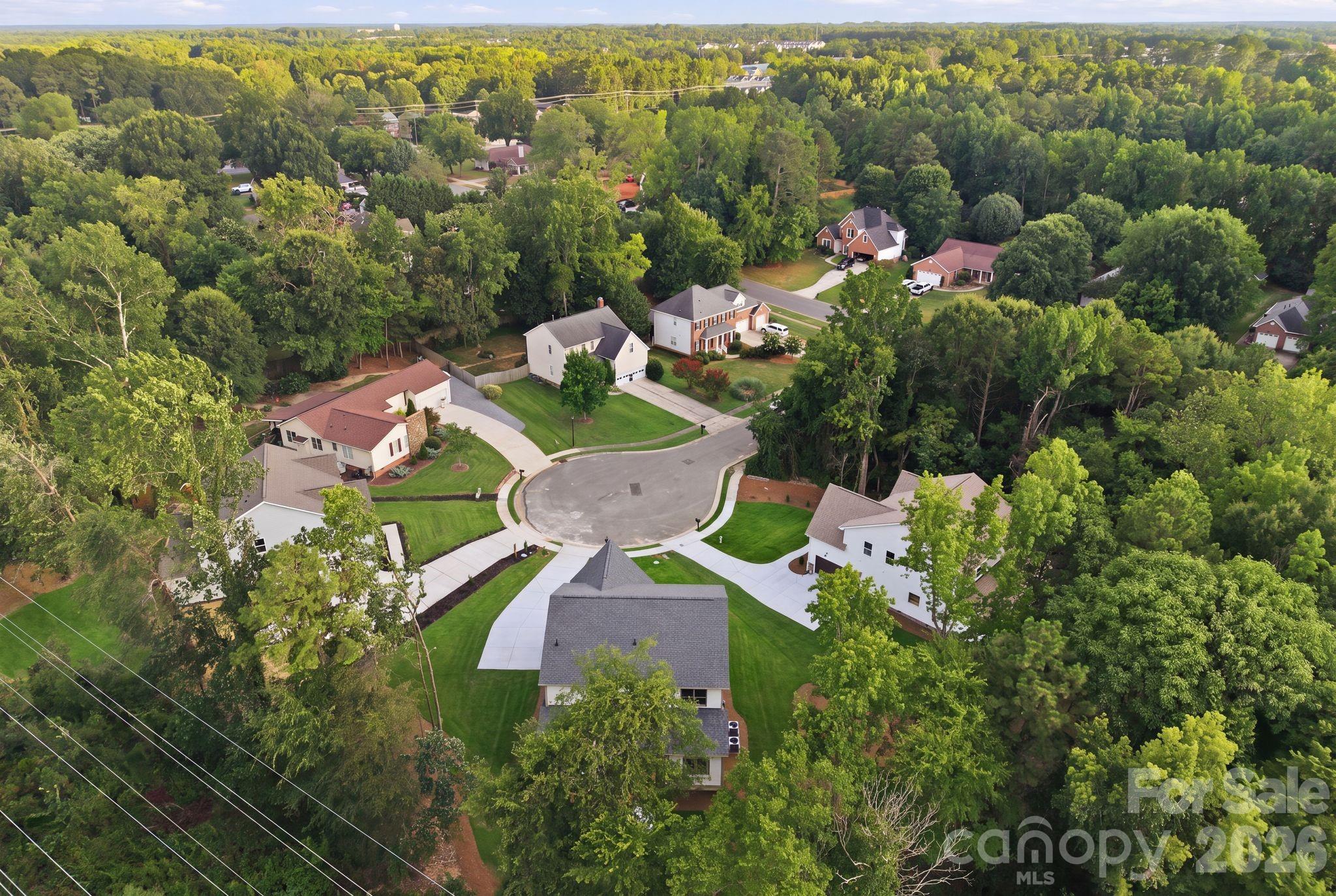 Aerial view of the cul-de-sac. - 2315 Chateau Court, Matthews