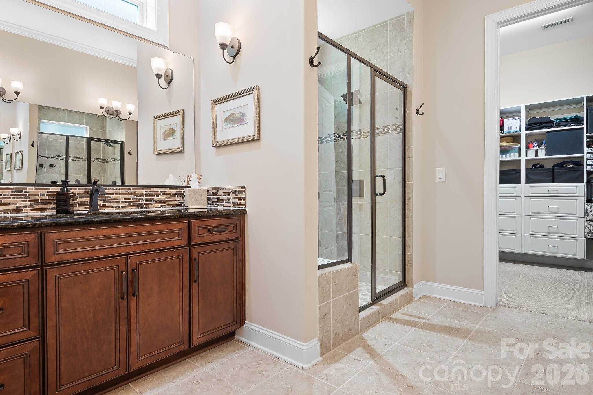 Single Family Residence at 7142 Hanging Rock Court, Denver, photo 23 of 46