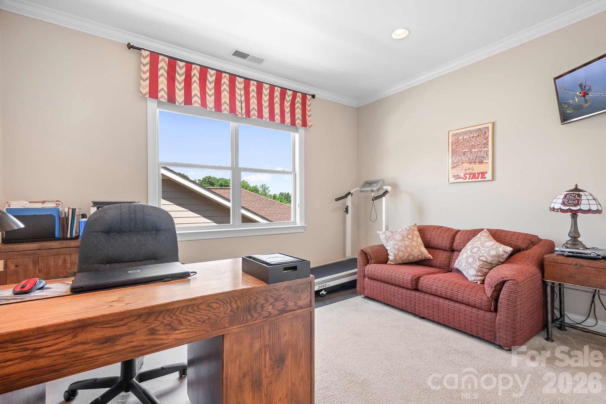 Single Family Residence at 7142 Hanging Rock Court, Denver, photo 29 of 46