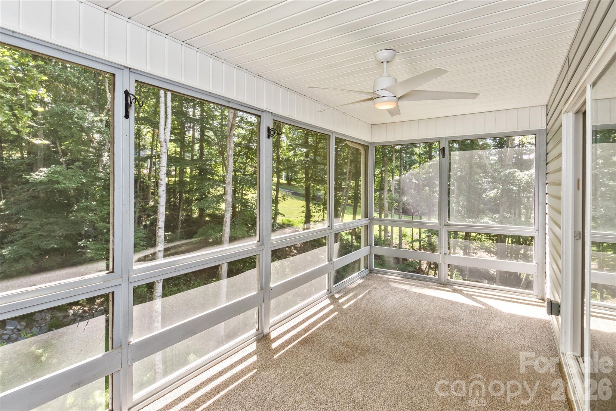 Upper Deck - 100 Titleist Way, Hendersonville