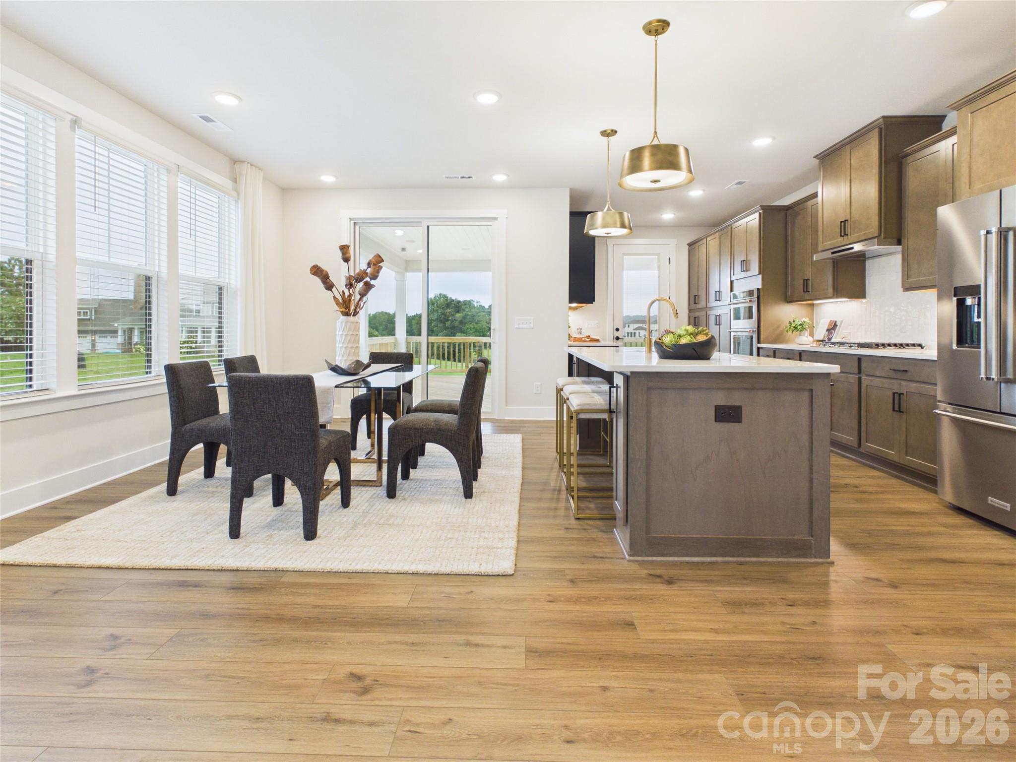 Large kitchen is great for entertaining - 1065 Rolling Meadows Drive, Mooresville