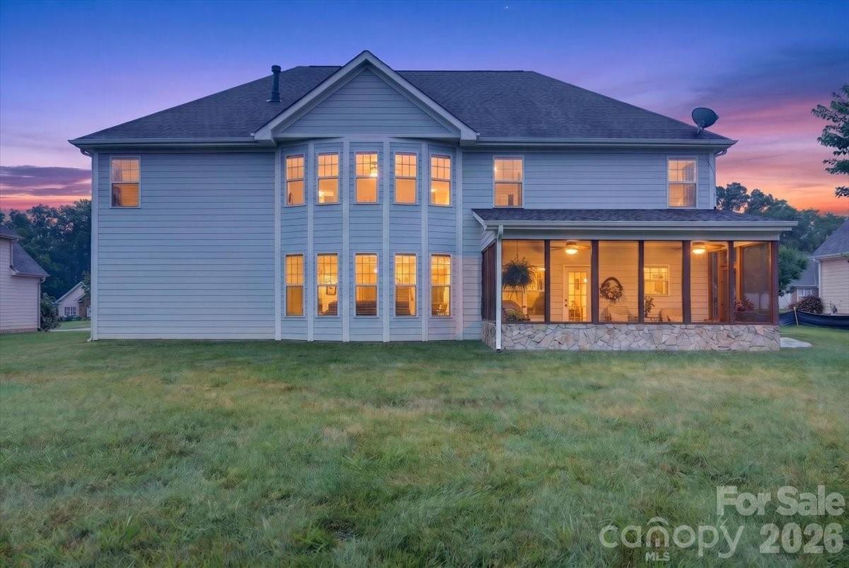 Single Family Residence at 10515 Sweethaven Lane, Harrisburg, photo 45 of 48