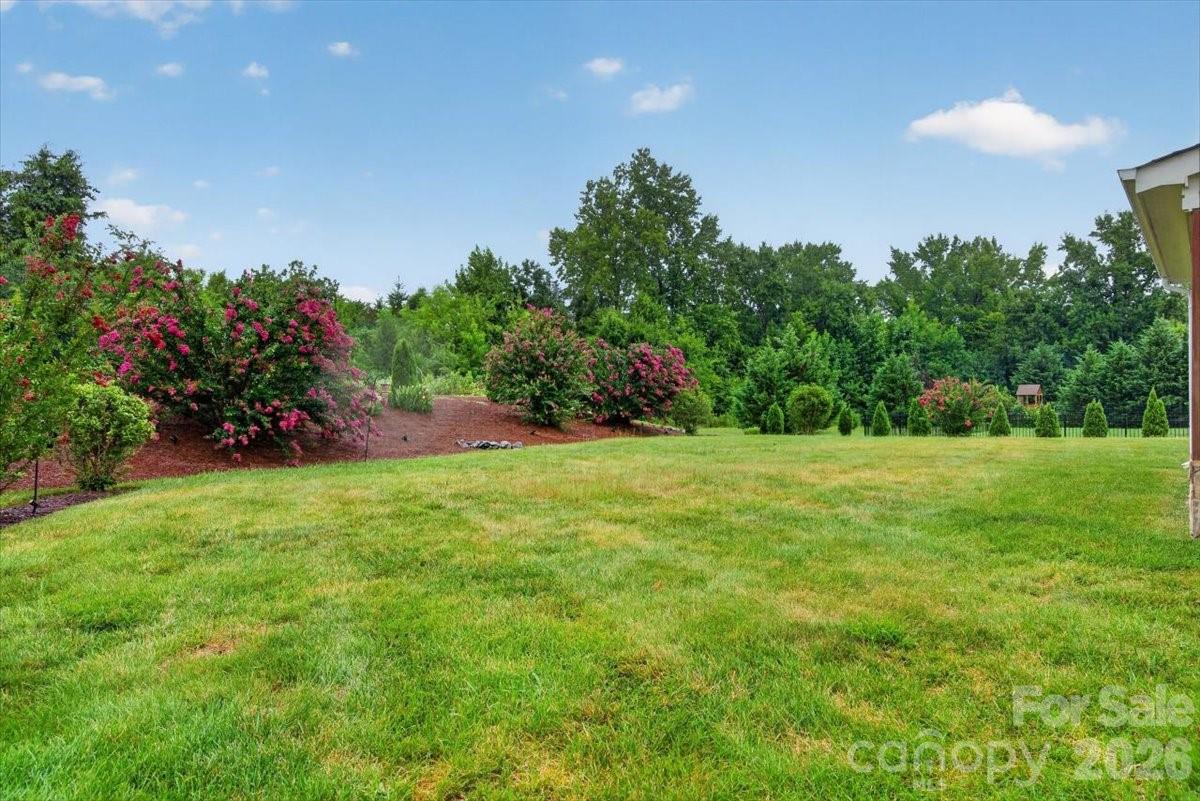 Single Family Residence at 10515 Sweethaven Lane, Harrisburg, photo 47 of 48