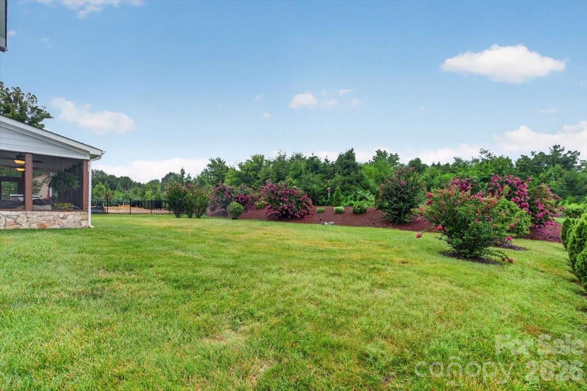 Single Family Residence at 10515 Sweethaven Lane, Harrisburg, photo 48 of 48