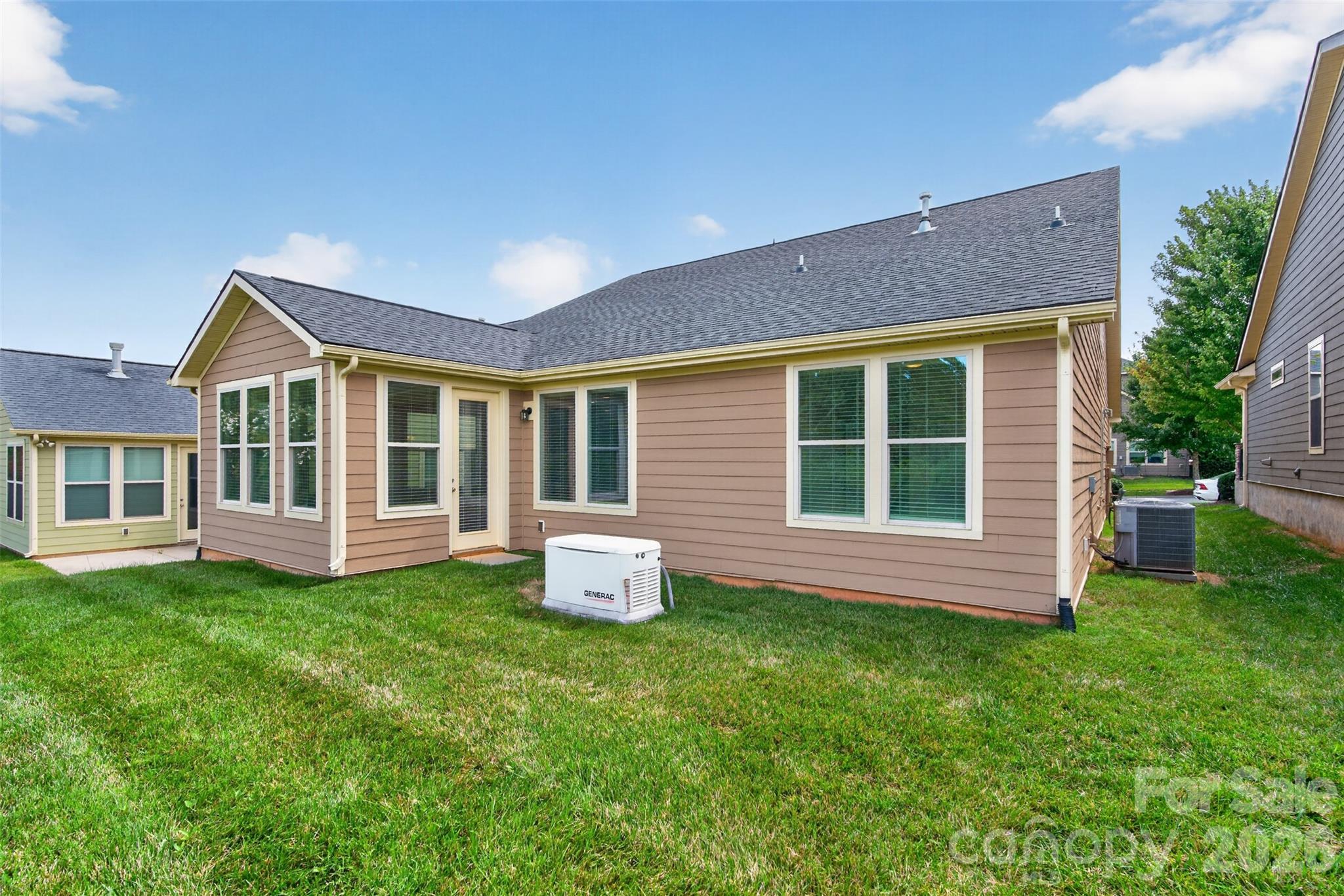 generac whole home generator - 127 Johnson Manor Street, Mooresville