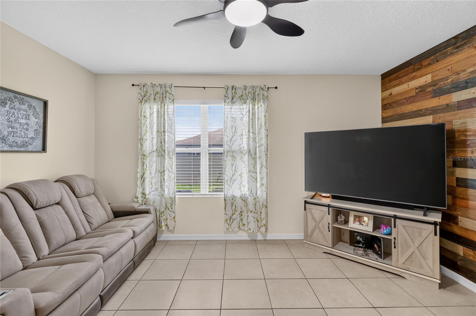 Single Family Residence at 248 LUDISIA LOOP, DAVENPORT, photo 20 of 59