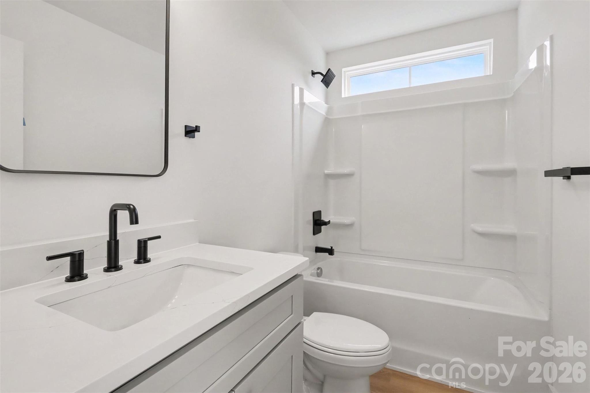Duplex at 206 W Todd Lane, Charlotte, photo 14 of 26