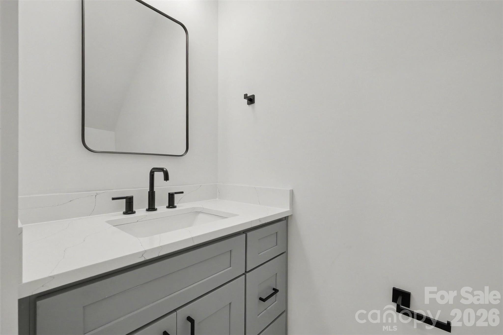 Duplex at 206 W Todd Lane, Charlotte, photo 16 of 26