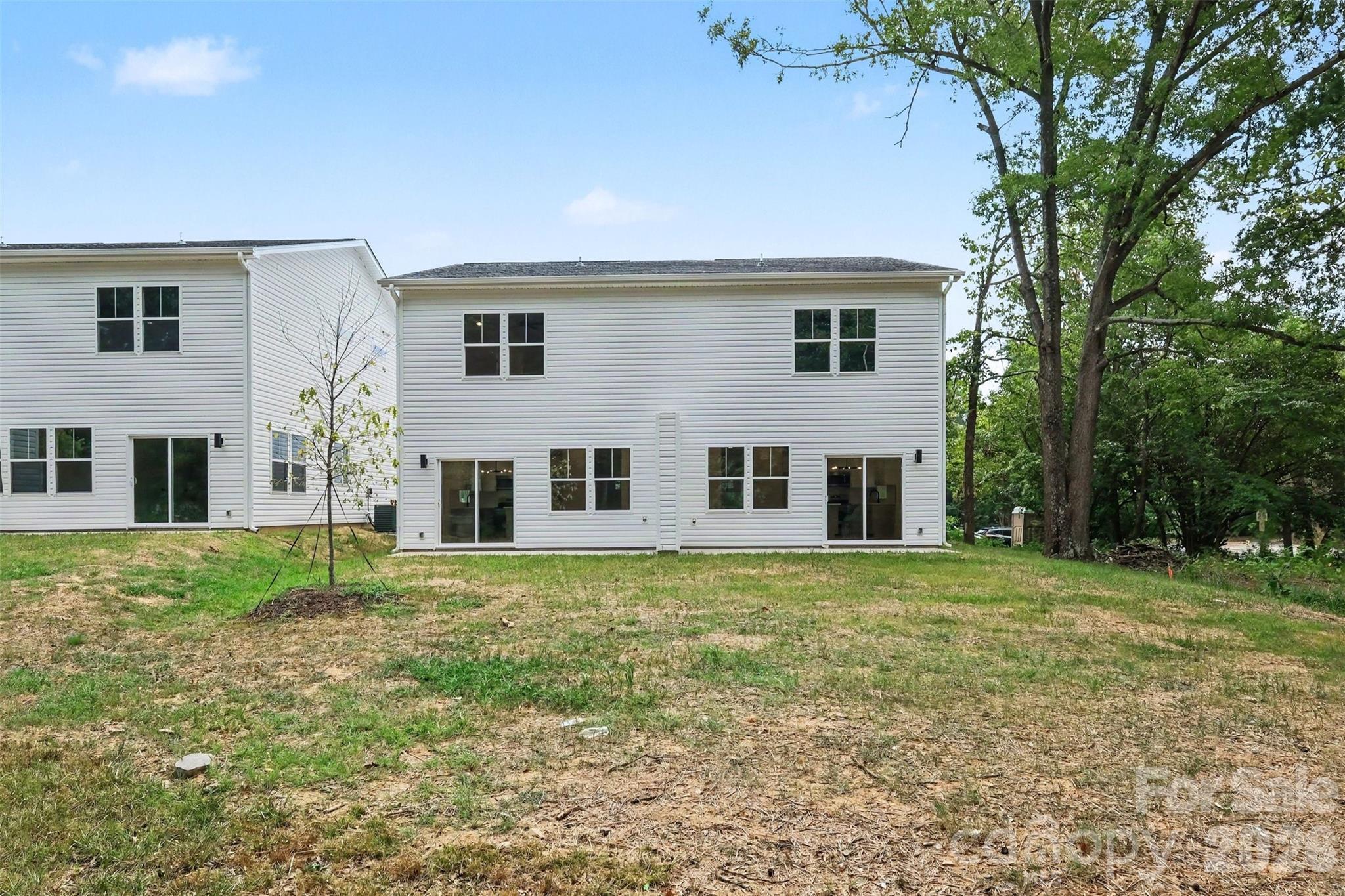 Duplex at 206 W Todd Lane, Charlotte, photo 26 of 26