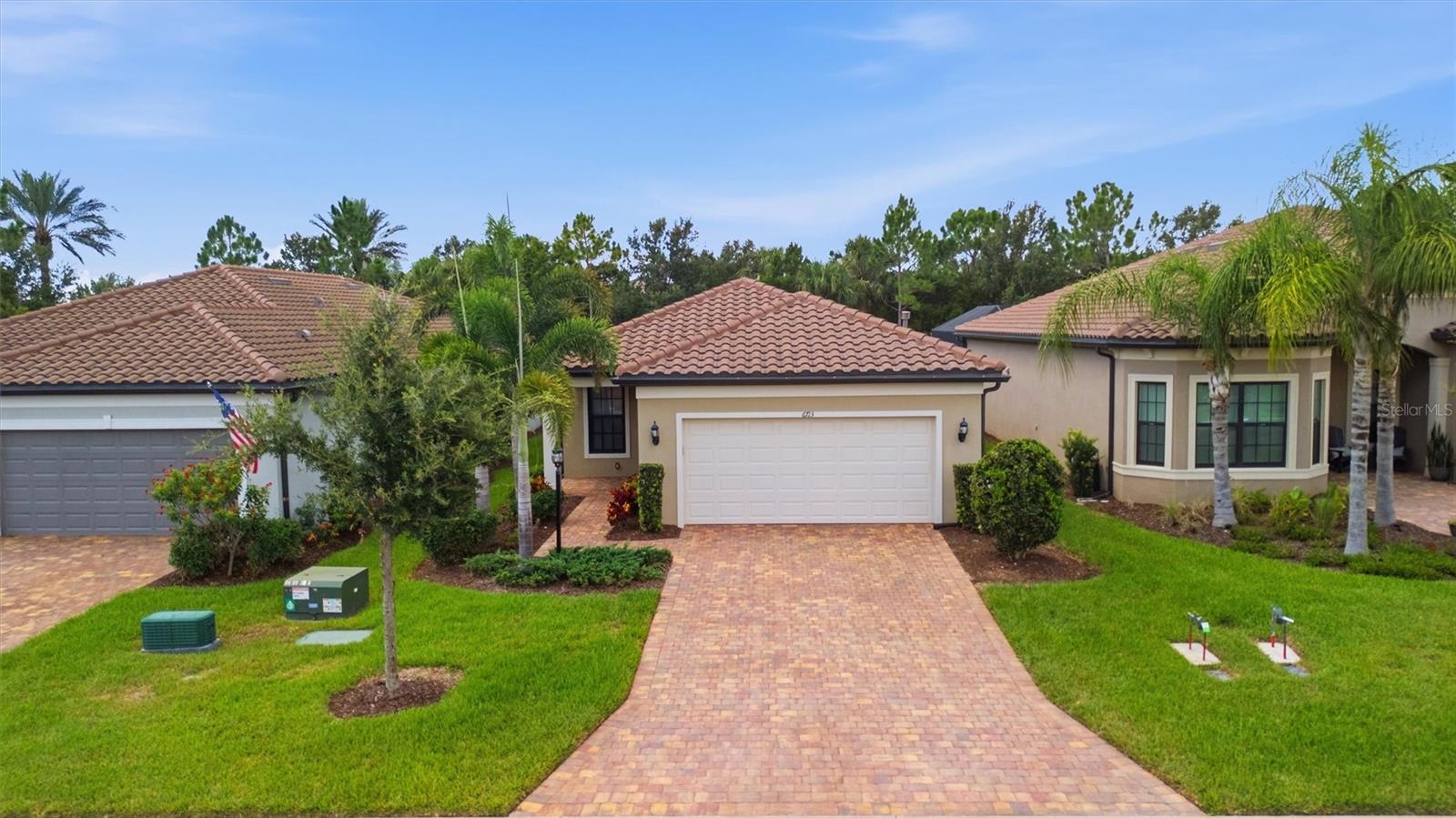 Single Family Residence at 6713 ALSTEAD CIR, BRADENTON, photo 2 of 65