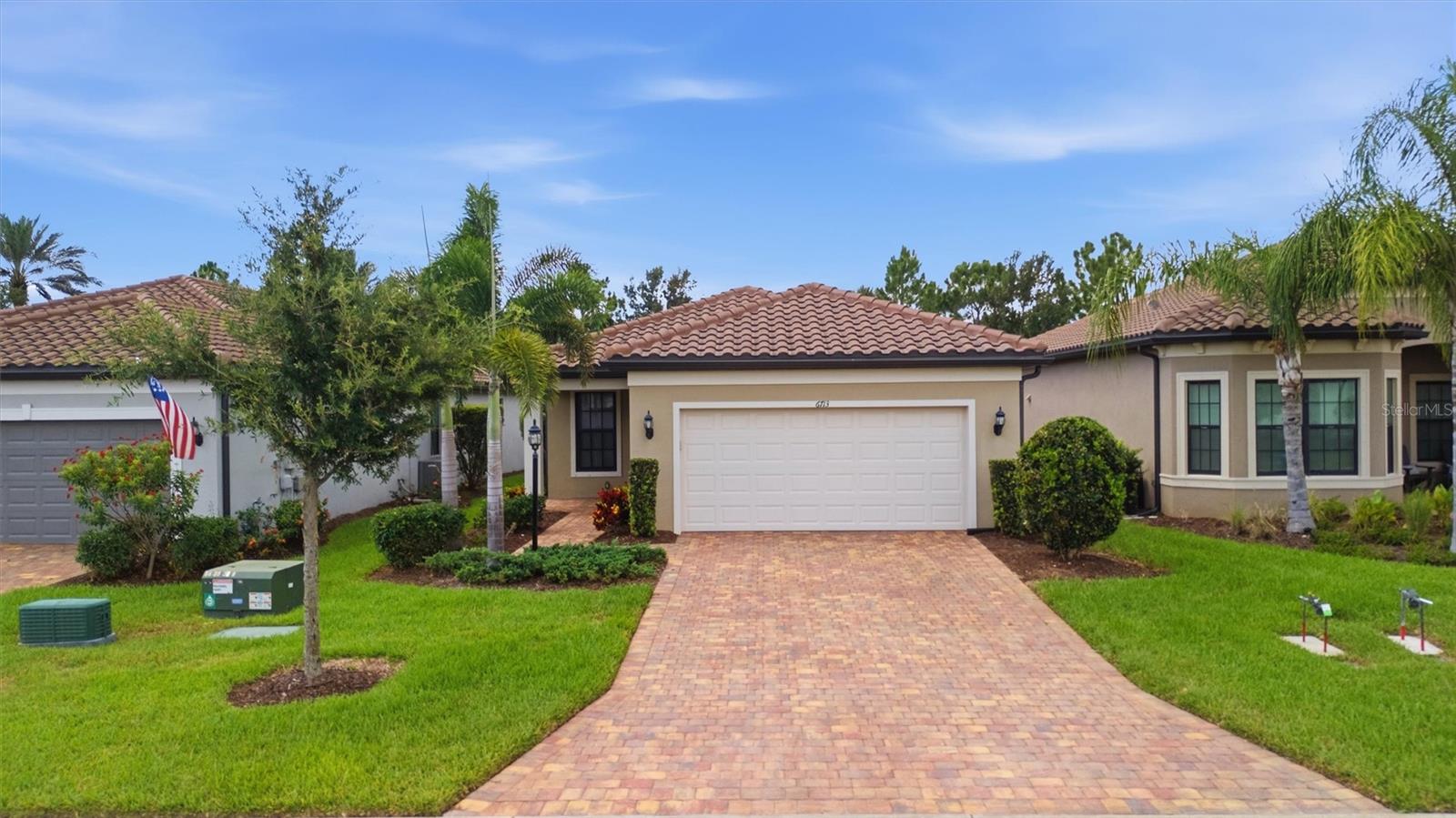 Single Family Residence at 6713 ALSTEAD CIR, BRADENTON, photo 3 of 65
