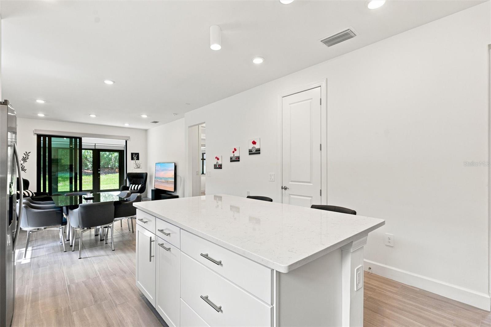 Single Family Residence at 6713 ALSTEAD CIR, BRADENTON, photo 17 of 65