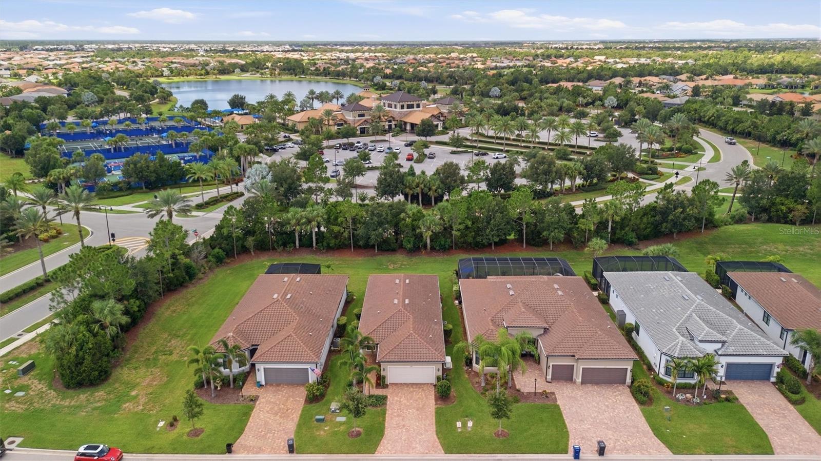 Single Family Residence at 6713 ALSTEAD CIR, BRADENTON, photo 46 of 65