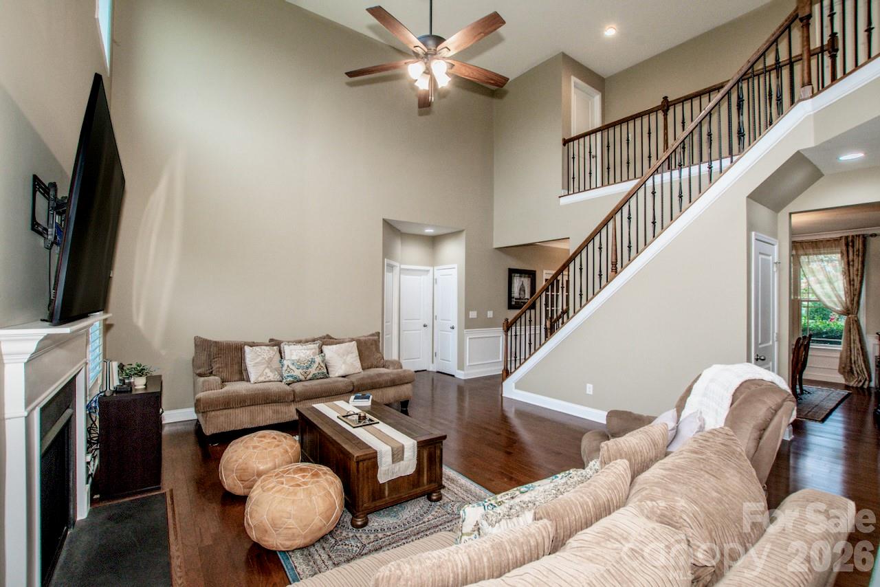 Beautiful stairway and spindles - 130 Eagles Landing Drive, Mooresville
