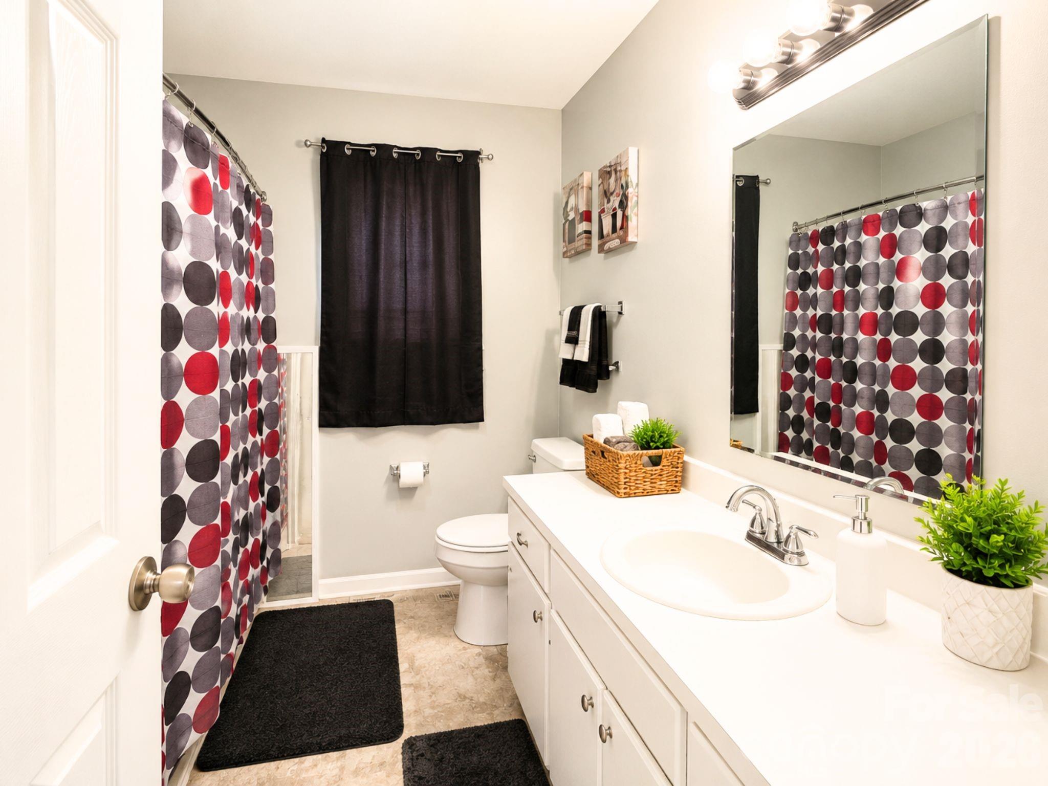 Bathroom - 2109 Fernwood Drive, Shelby