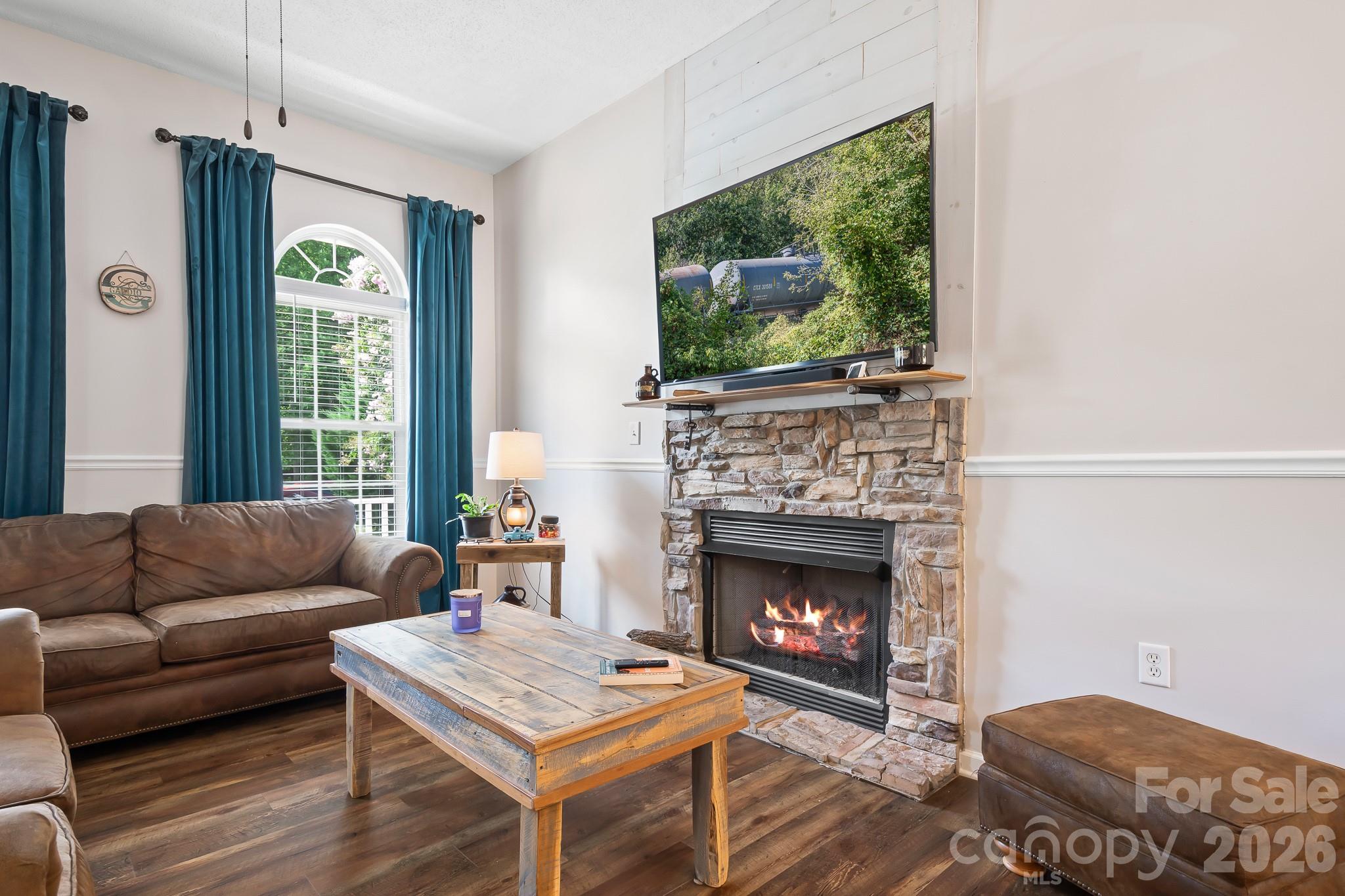 Single Family Residence at 138 Valley Glen Drive, Troutman, photo 6 of 36
