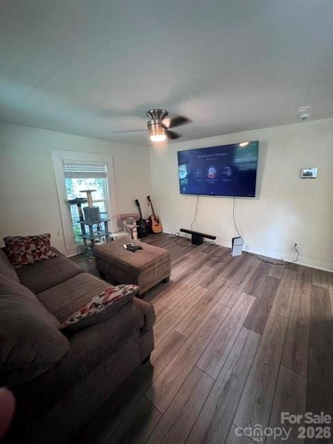 Single Family Residence at 512 S Gray Street, Gastonia, photo 10 of 28