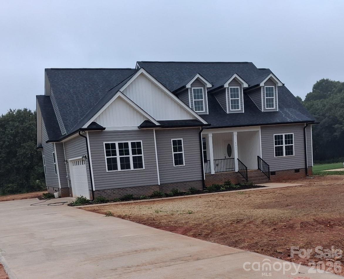Single Family Residence at 5517 Harvest Hills Road, Bessemer City, photo 2 of 26