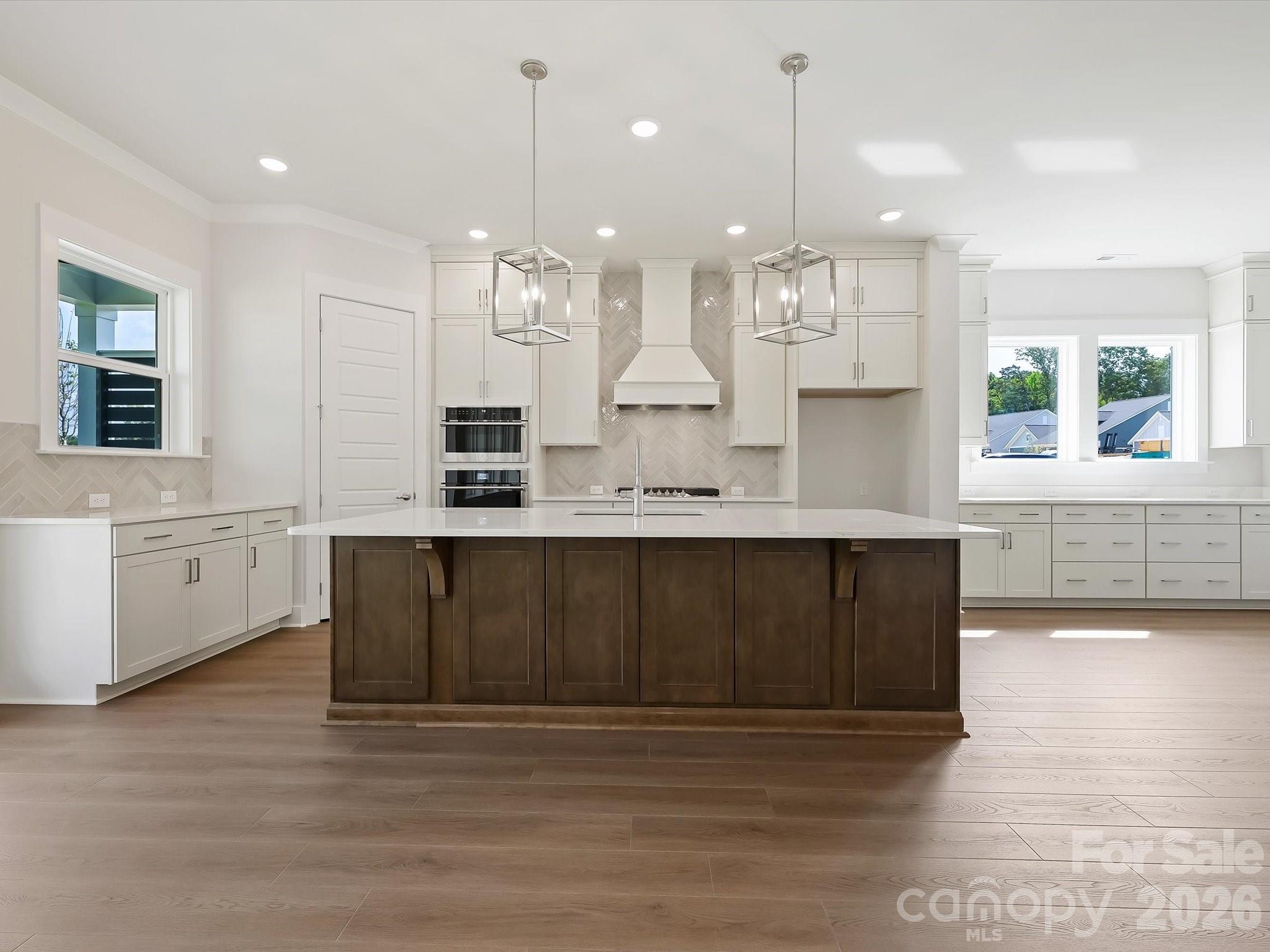 Single Family Residence at 1202 Pastoral Place, Waxhaw, photo 4 of 34