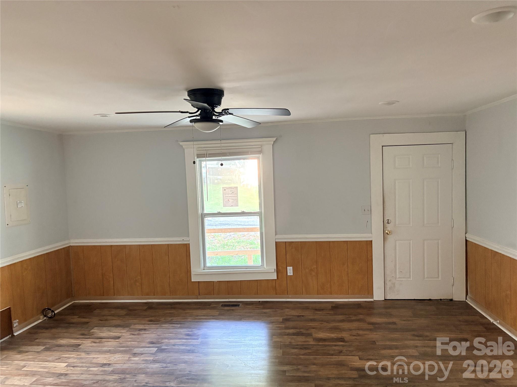 Living Rm - 102 York Street, Clover