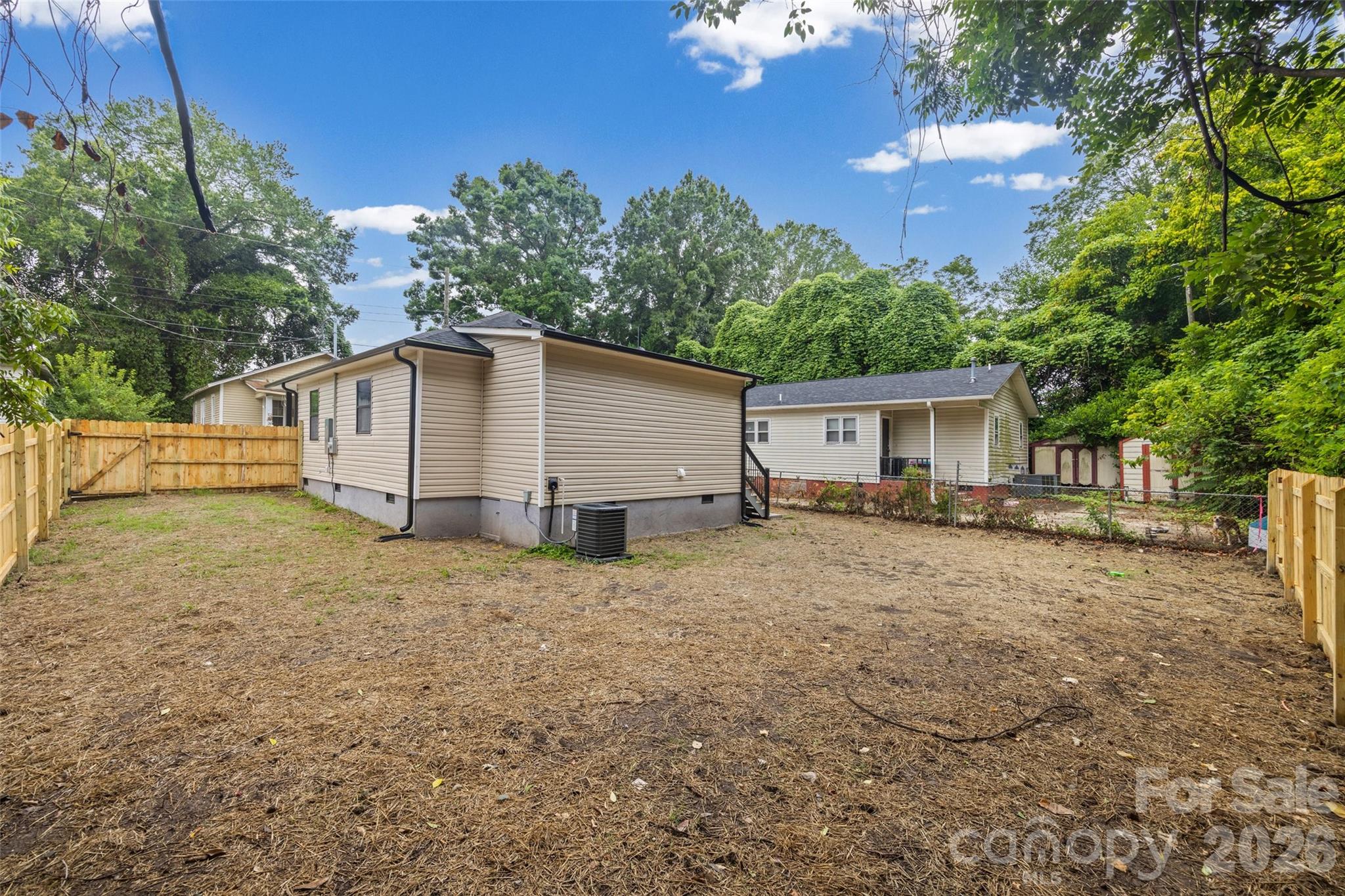Single Family Residence at 712 Henry Avenue, Gastonia, photo 15 of 19