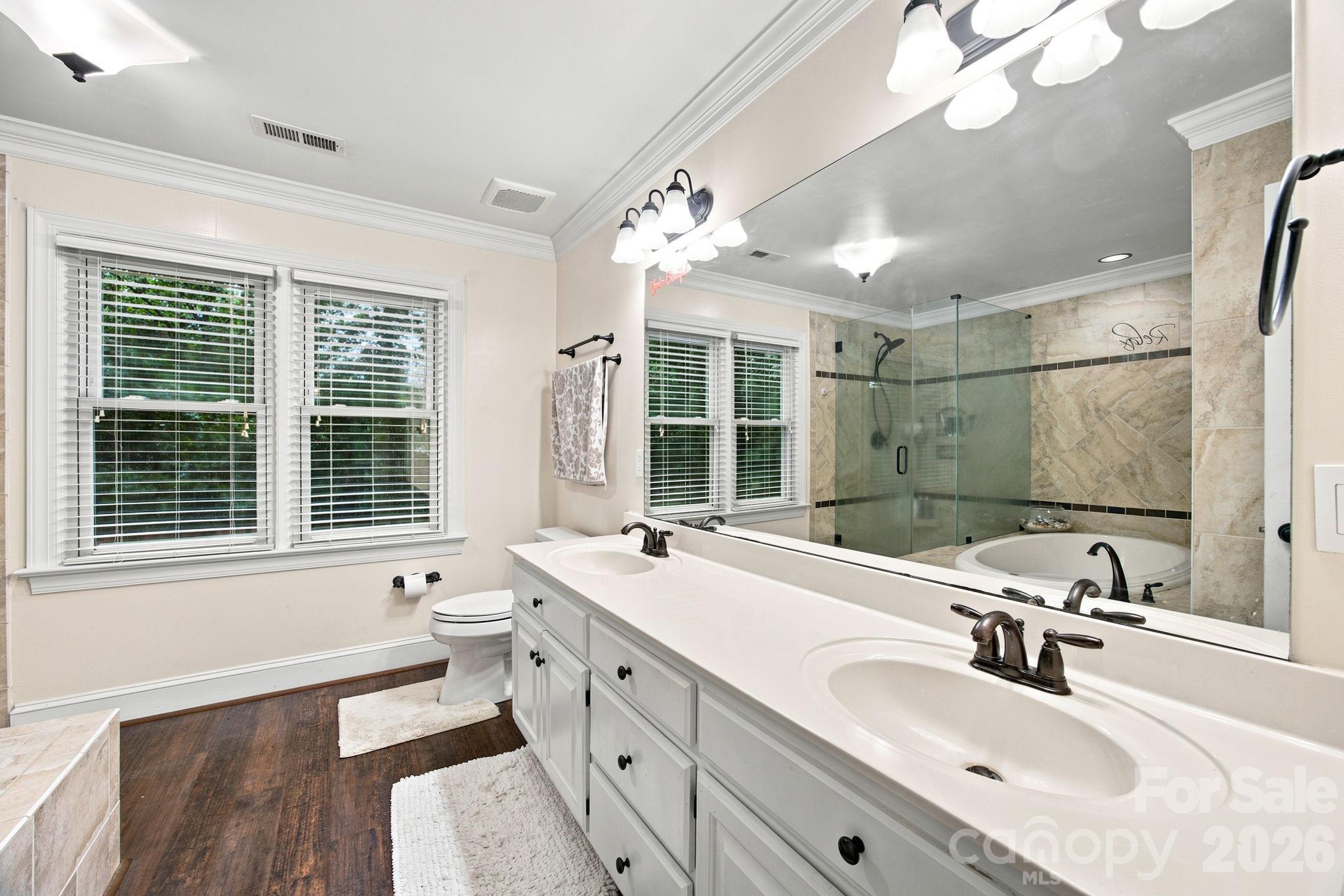 Single Family Residence at 115 Valley Glen Drive, Waxhaw, photo 3 of 40