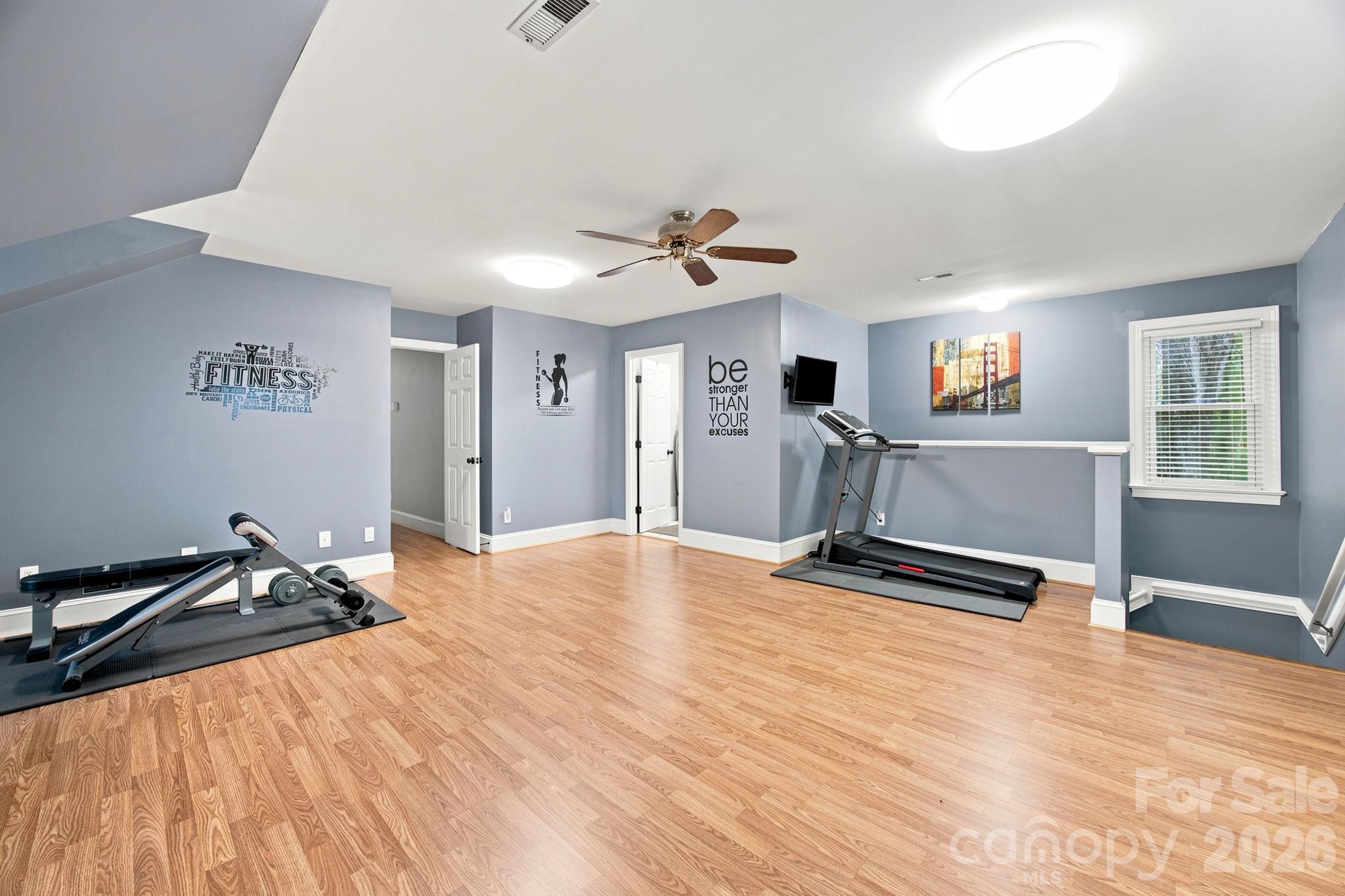 Single Family Residence at 115 Valley Glen Drive, Waxhaw, photo 12 of 40