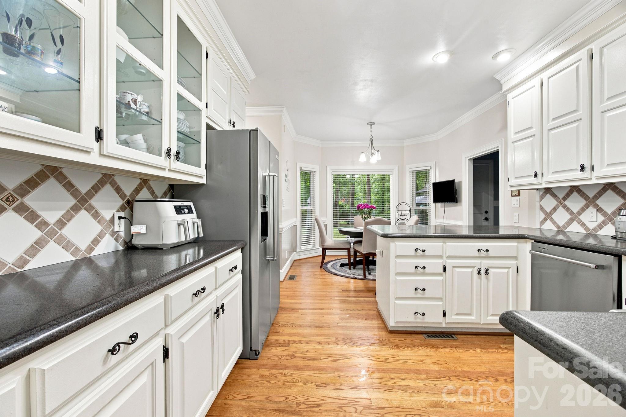 Single Family Residence at 115 Valley Glen Drive, Waxhaw, photo 15 of 40
