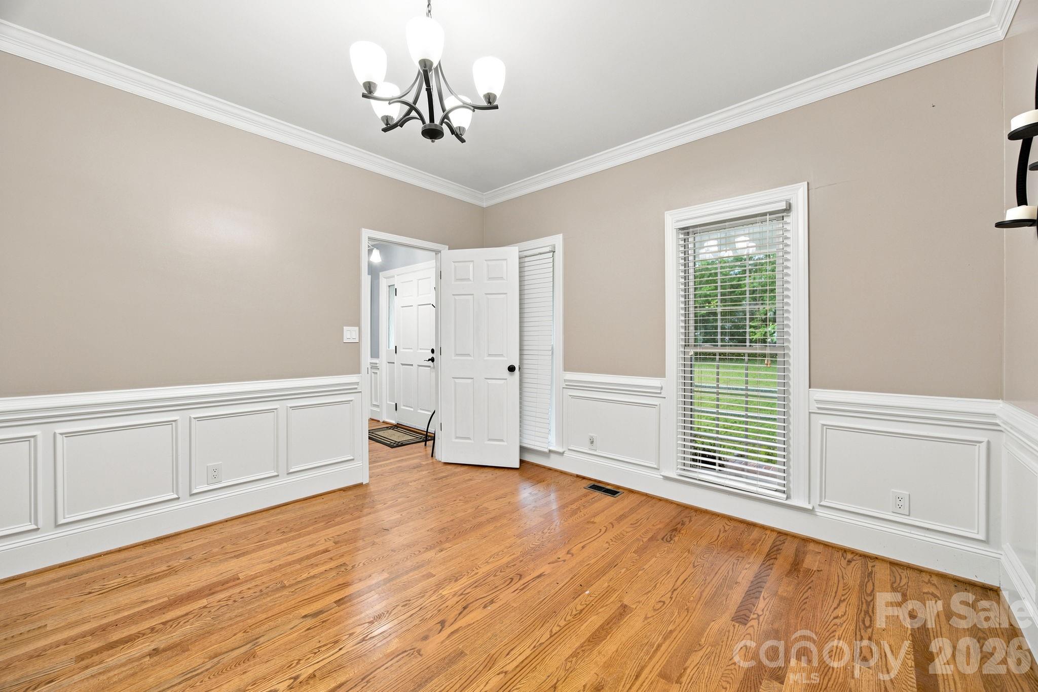 Single Family Residence at 115 Valley Glen Drive, Waxhaw, photo 17 of 40