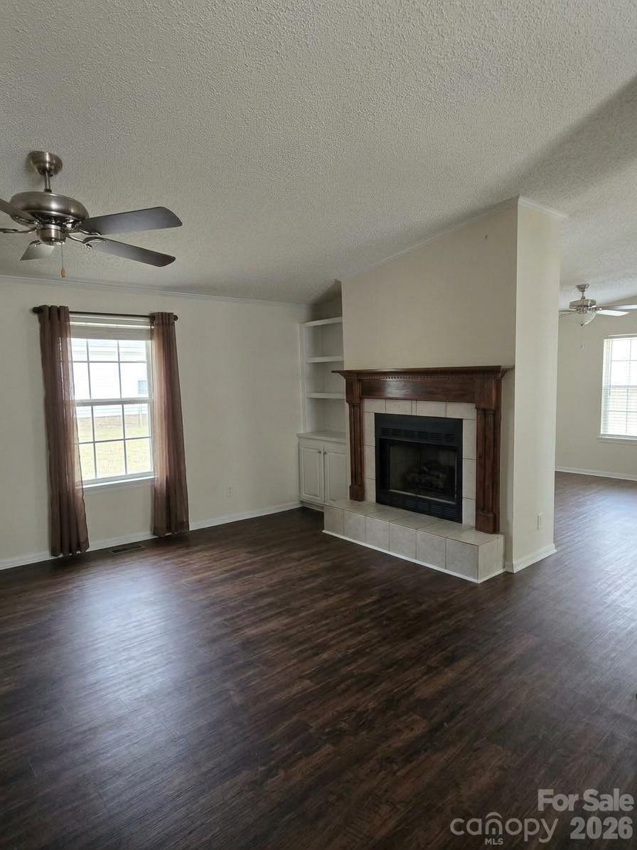 Single Family Residence at 1276 Forest Ridge Drive, Bessemer City, photo 6 of 9
