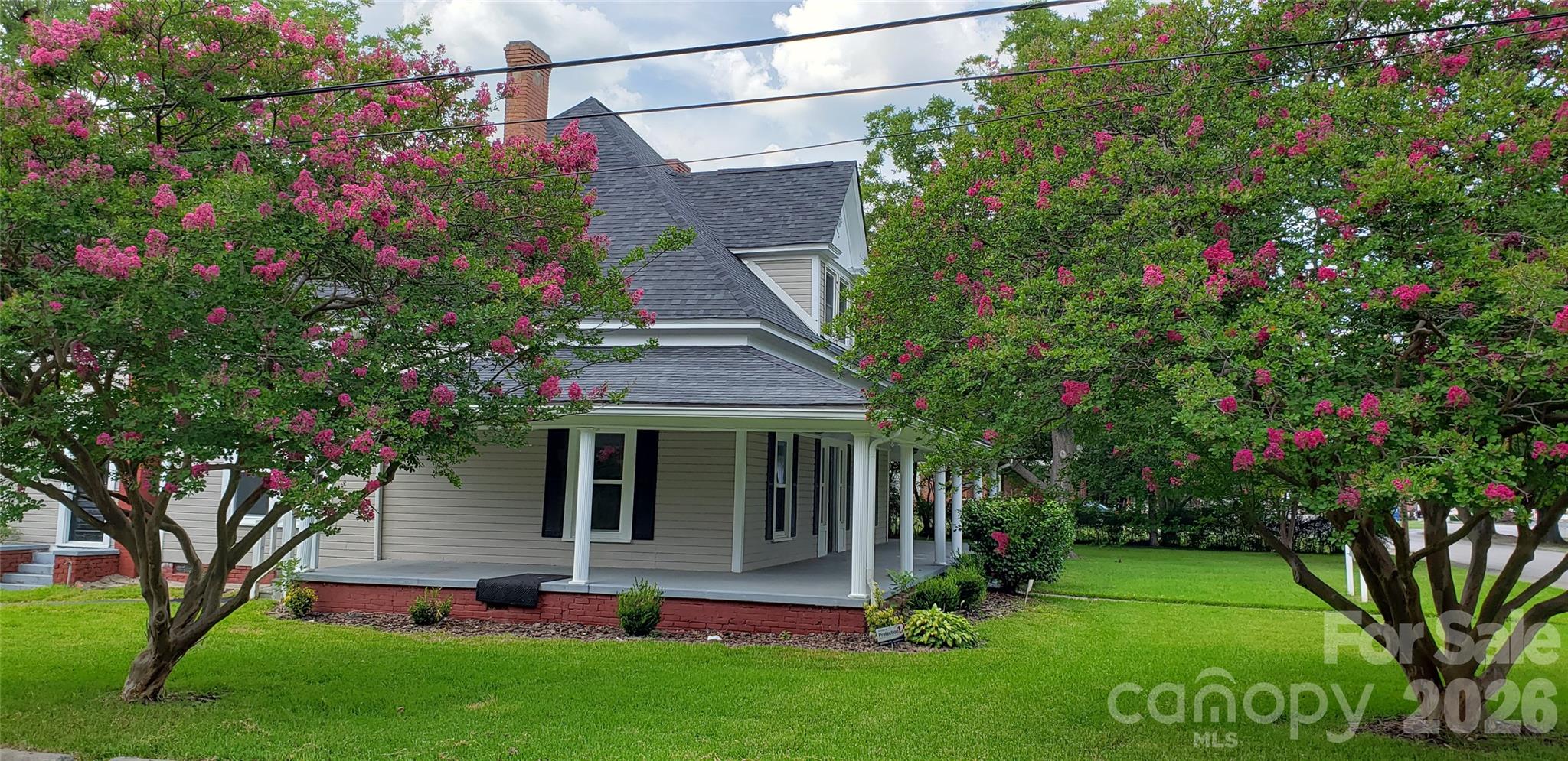 Single Family Residence at 108 S Main Street, Wingate, photo 8 of 30