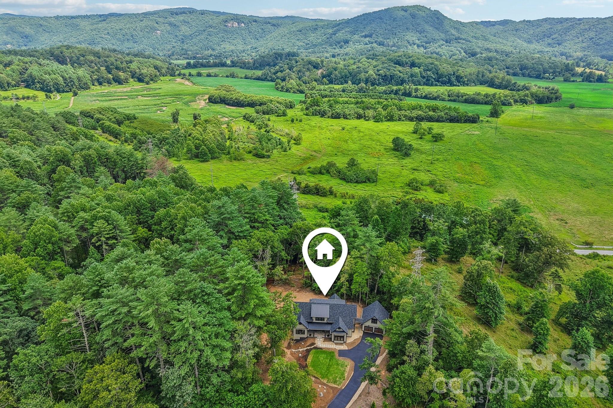 Single Family Residence at 318 Mountain Home Trail, Brevard, photo 7 of 45
