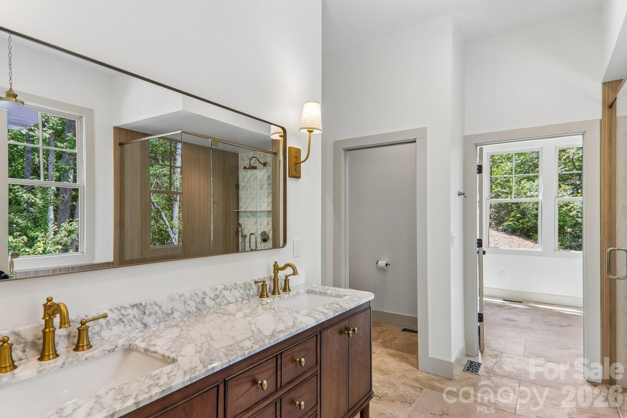 primary bathroom - 318 Mountain Home Trail, Brevard
