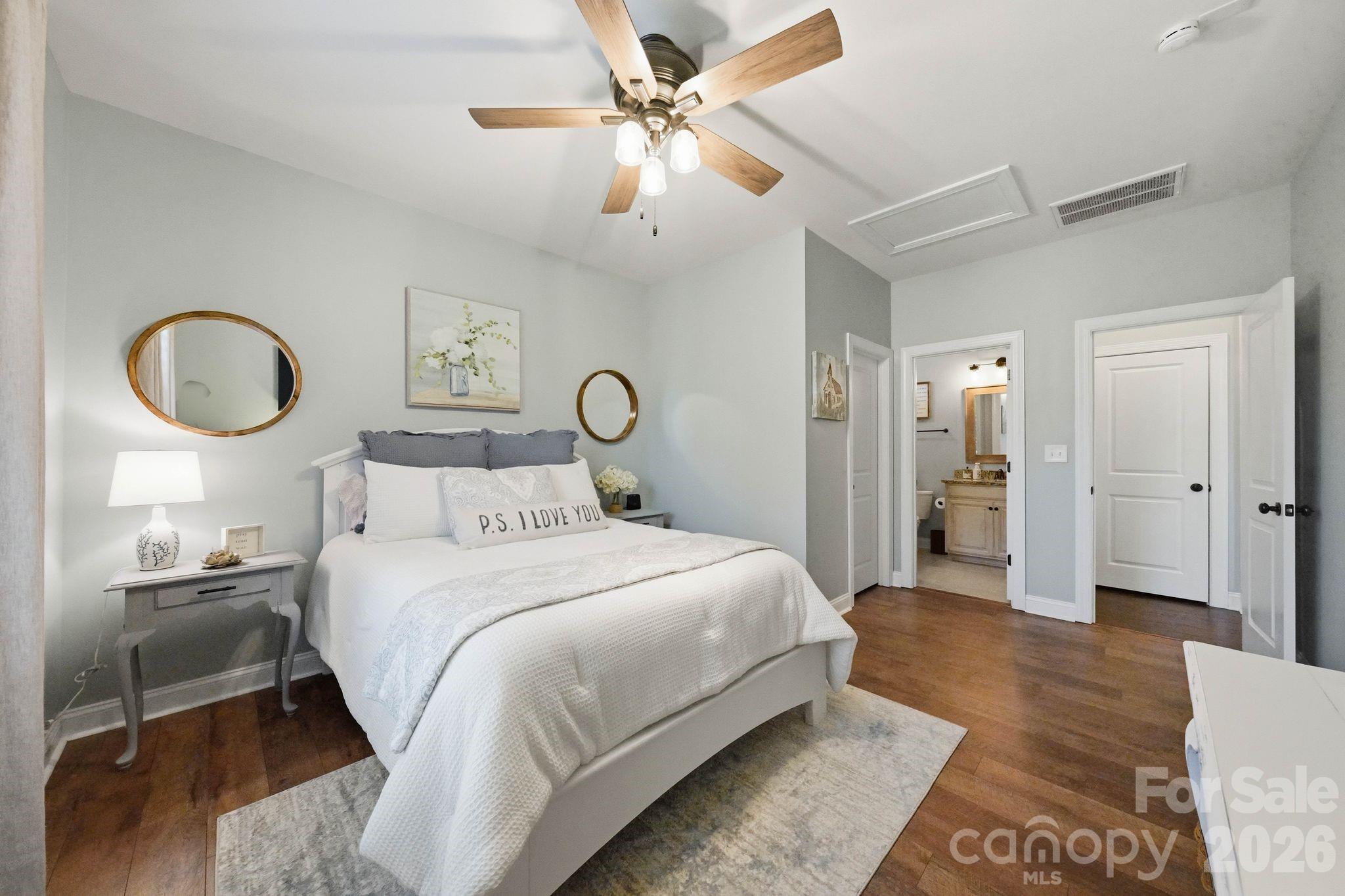 Single Family Residence at 109 Heron Cove Loop, Mooresville, photo 13 of 48