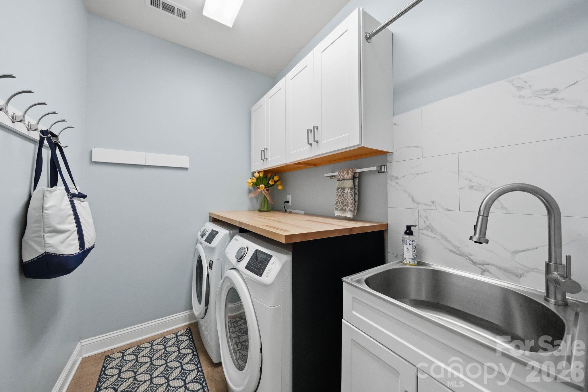 Main Level Laundry - 109 Heron Cove Loop, Mooresville