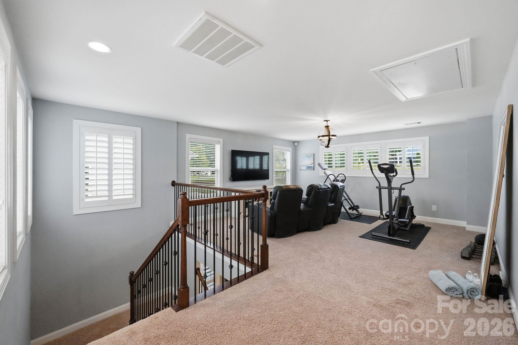 Loft - 109 Heron Cove Loop, Mooresville