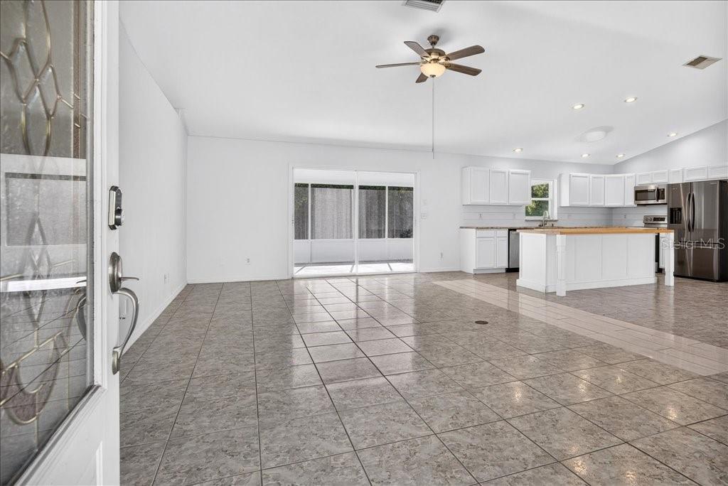 Single Family Residence at 11 SWEET BAY DR, PALM COAST, photo 7 of 48