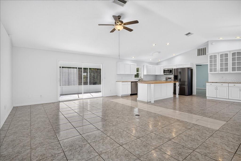 Single Family Residence at 11 SWEET BAY DR, PALM COAST, photo 8 of 48