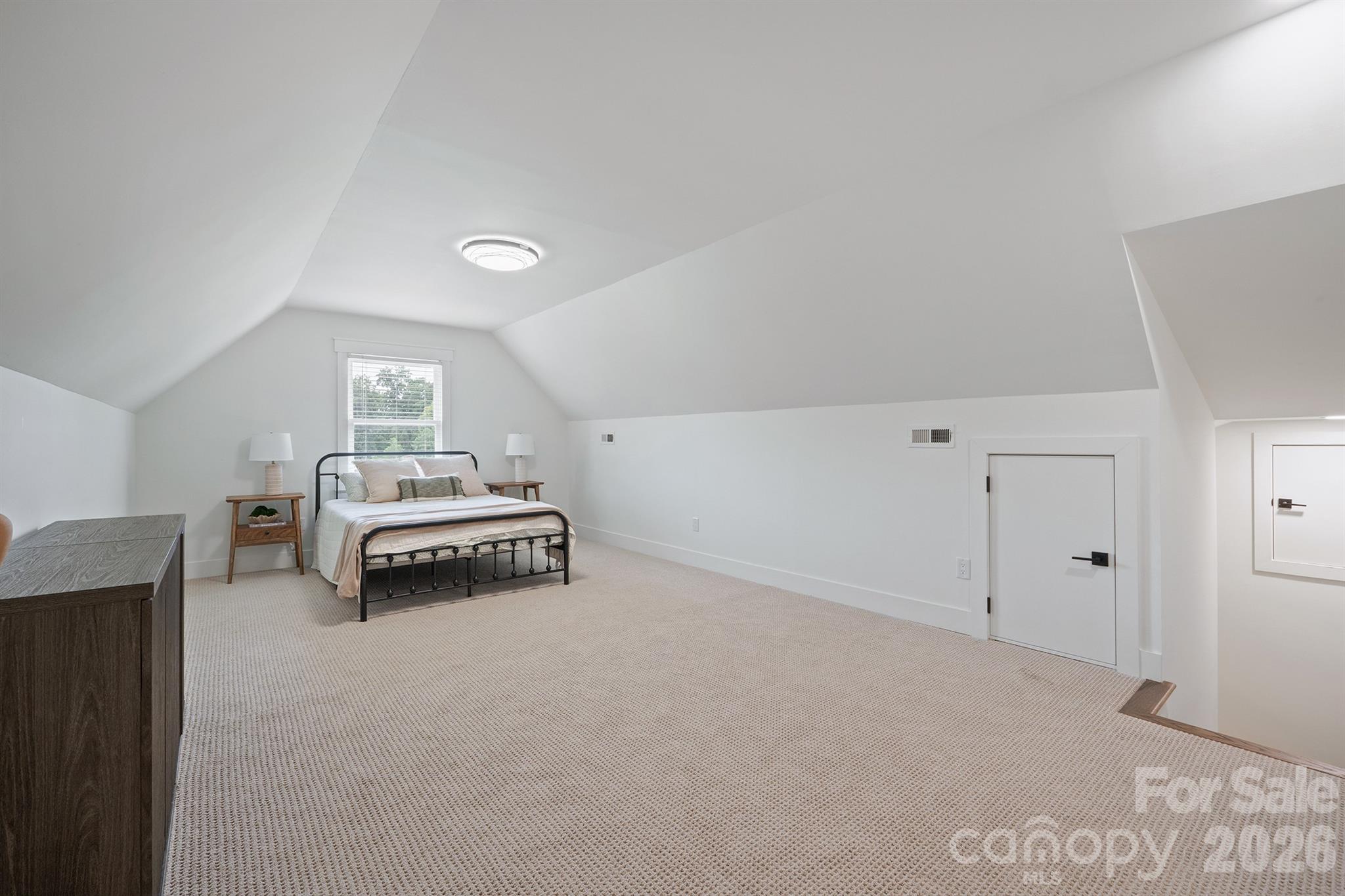 Single Family Residence at 567 Canvasback Road, Mooresville, photo 36 of 48