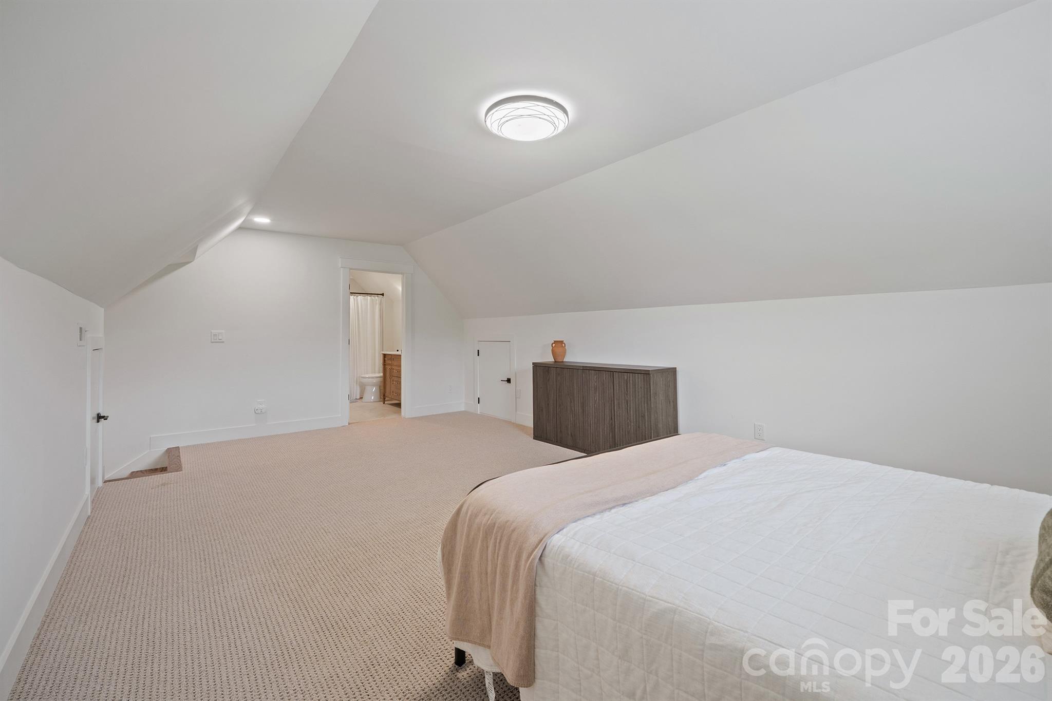 Single Family Residence at 567 Canvasback Road, Mooresville, photo 37 of 48